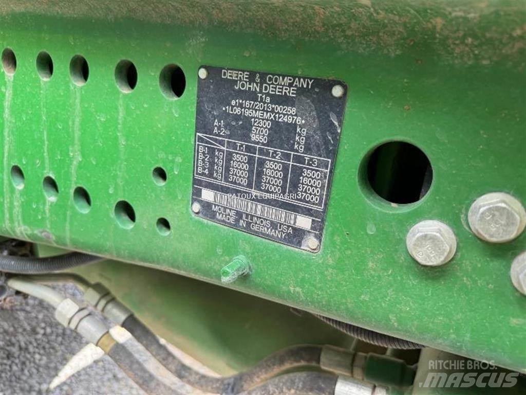 John Deere 6195M Traktori