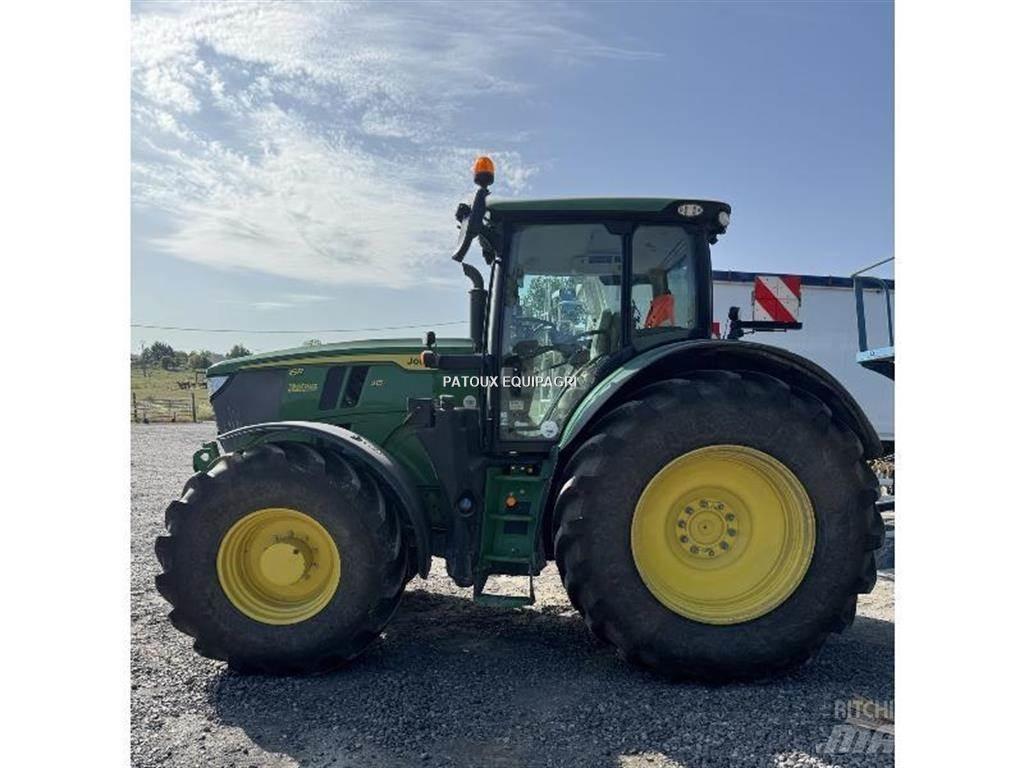 John Deere 6R215 Traktori