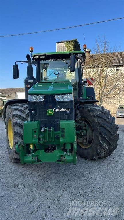 John Deere 8295R Traktori