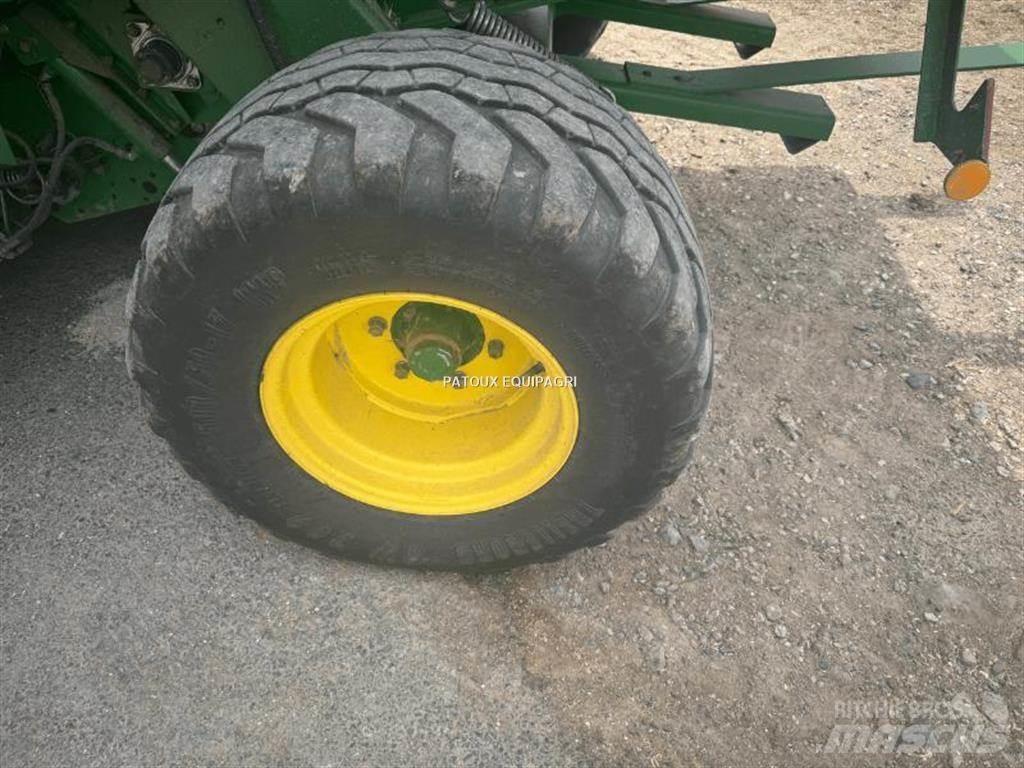 John Deere 864 Prese/balirke za rolo bale