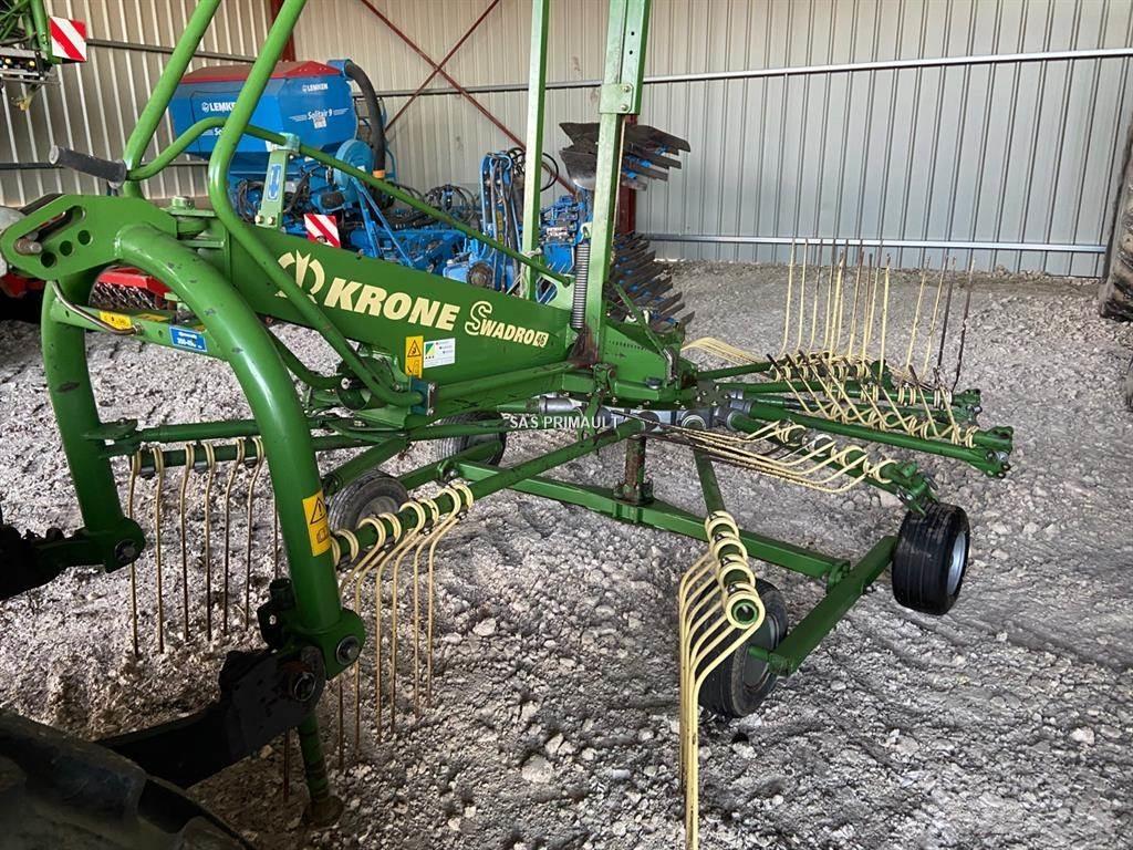 Krone Swardro 46 Okretači i sakupljači sena