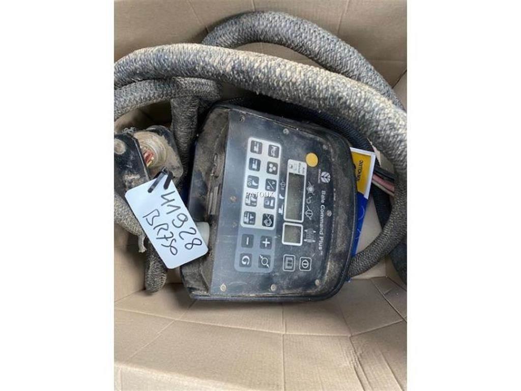 New Holland BR750 Prese/balirke za rolo bale