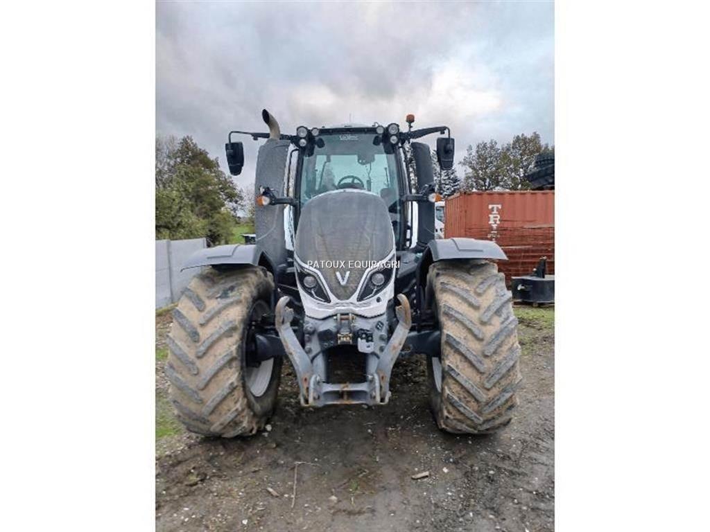 Valtra T214 DIRECT Traktori