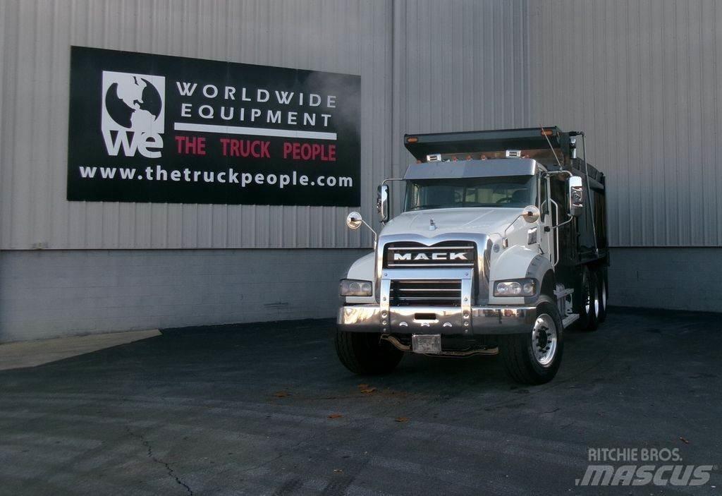 Mack GR64F Kiperi kamioni