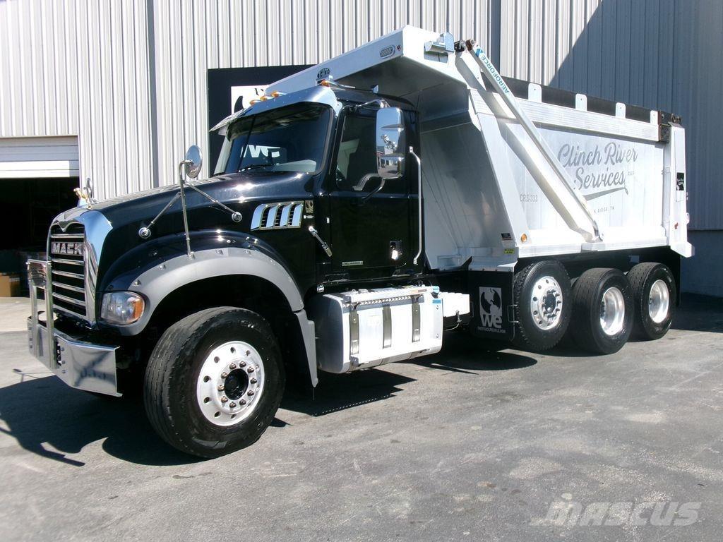 Mack GR64F Kiperi kamioni