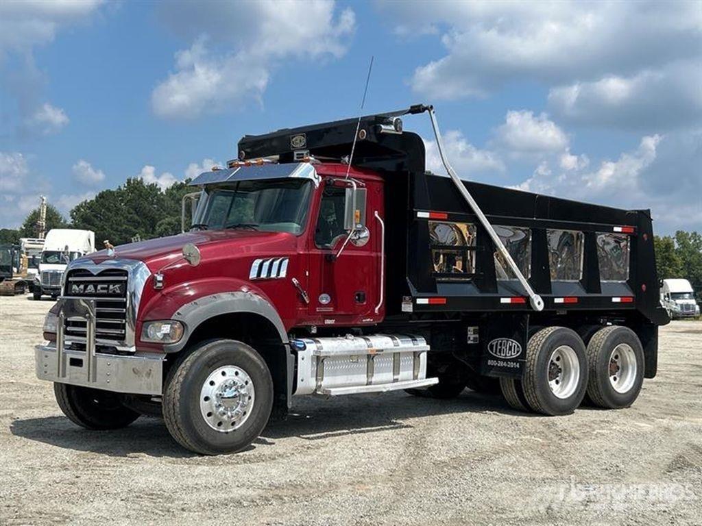 Mack GR64F Kiperi kamioni