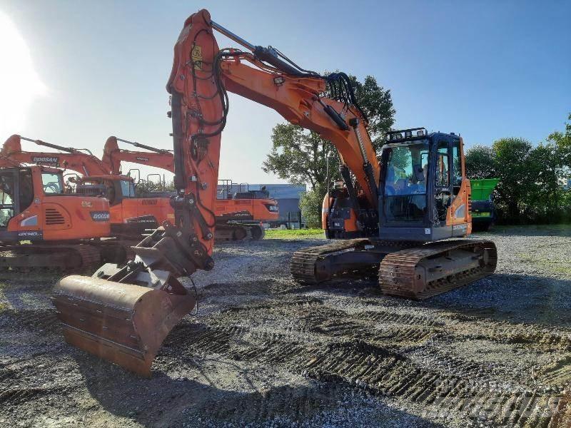 Doosan DX140LCR5 Bageri guseničari