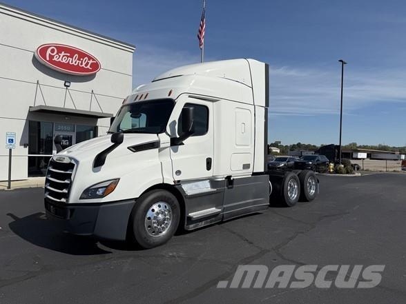 Freightliner CASCADIA 116 Tegljači