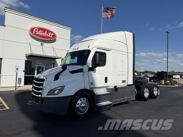 Freightliner CASCADIA 116 Tegljači