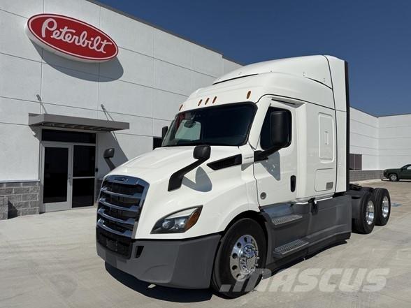 Freightliner CASCADIA 116 Tegljači