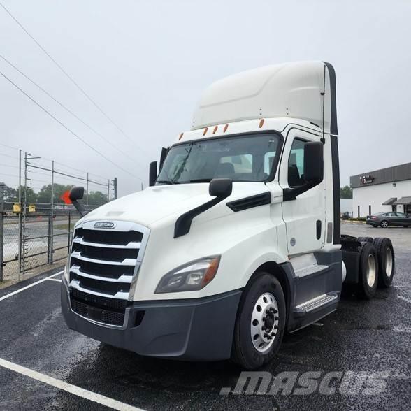Freightliner CASCADIA 126 Tegljači