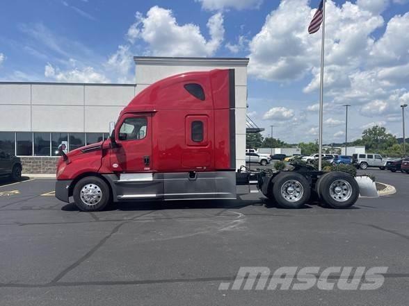 Freightliner CASCADIA 126 Tegljači