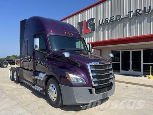 Freightliner CASCADIA 126 Tegljači