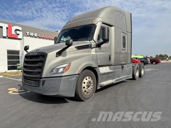 Freightliner CASCADIA 126 Tegljači