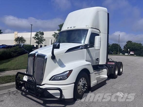 Kenworth T680 Tegljači