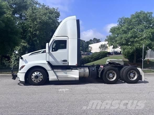 Kenworth T680 Tegljači