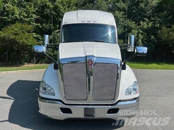 Kenworth T680 Tegljači