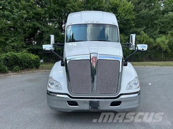 Kenworth T680 Tegljači