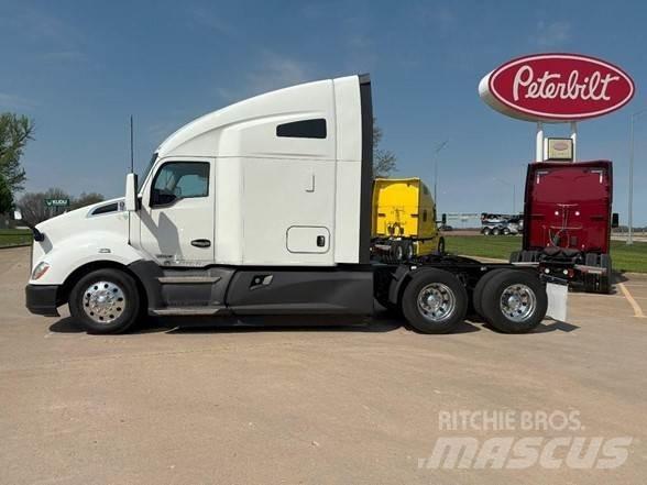Kenworth T680 Tegljači