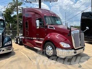 Kenworth T680 Tegljači