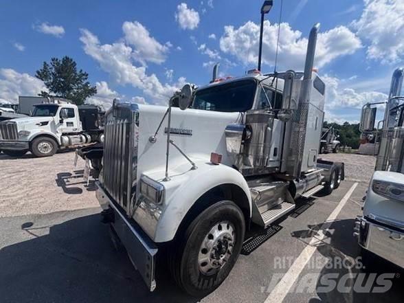 Kenworth W900B Tegljači