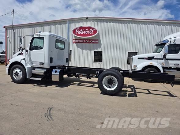 Peterbilt 536 Kamioni-šasije