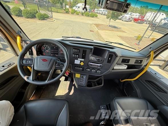 Peterbilt 537 Ostalo za građevinarstvo