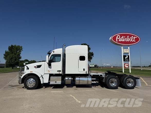 Peterbilt 567 Tegljači