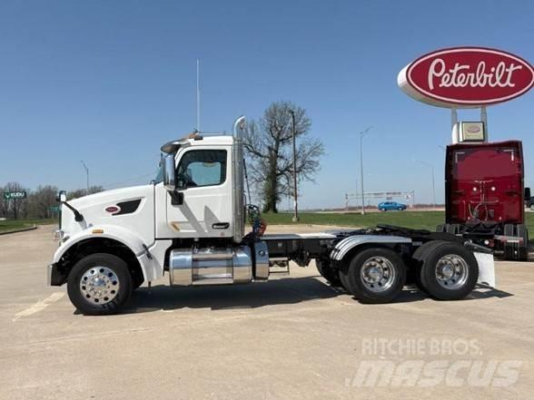 Peterbilt 567 Tegljači