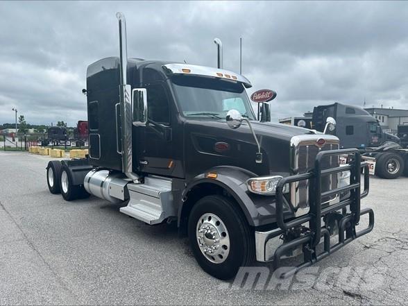 Peterbilt 567 Tegljači