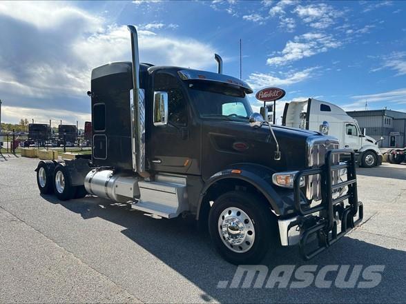 Peterbilt 567 Tegljači