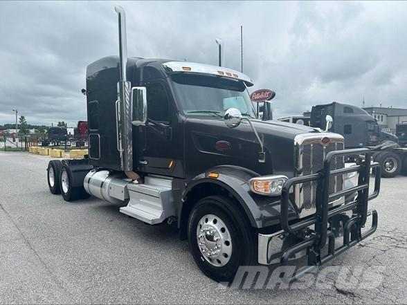 Peterbilt 567 Tegljači