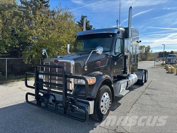 Peterbilt 567 Tegljači