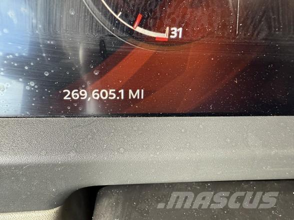 Peterbilt 567 Tegljači