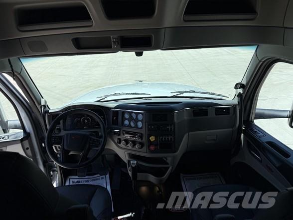 Peterbilt 567 Tegljači