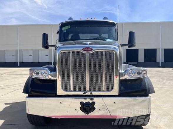 Peterbilt 567 Kiperi kamioni