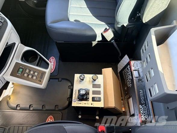 Peterbilt 567 Kiperi kamioni