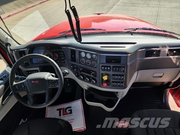 Peterbilt 567 Tegljači