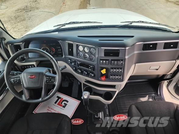 Peterbilt 567 Tegljači