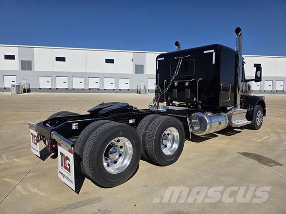 Peterbilt 567 Tegljači