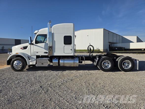 Peterbilt 567 Tegljači