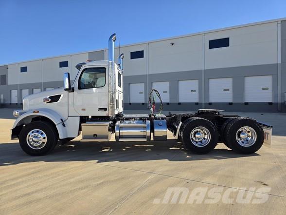 Peterbilt 567 Tegljači