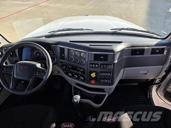 Peterbilt 567 Tegljači