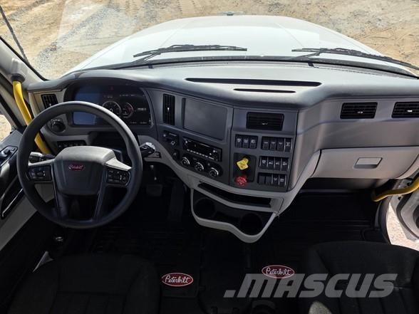 Peterbilt 567 Tegljači