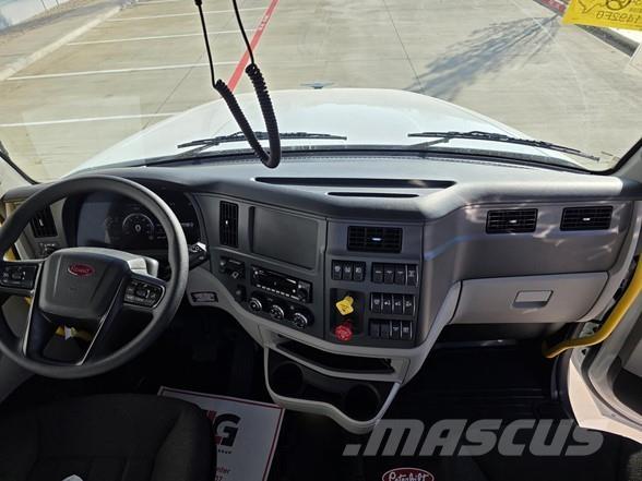 Peterbilt 567 Tegljači