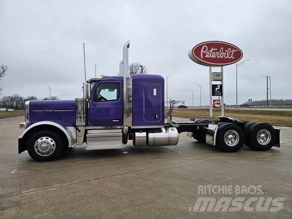 Peterbilt 589 Tegljači