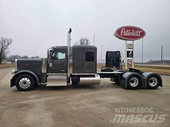 Peterbilt 589 Tegljači
