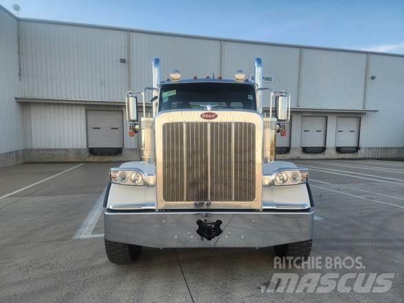 Peterbilt 589 Tegljači