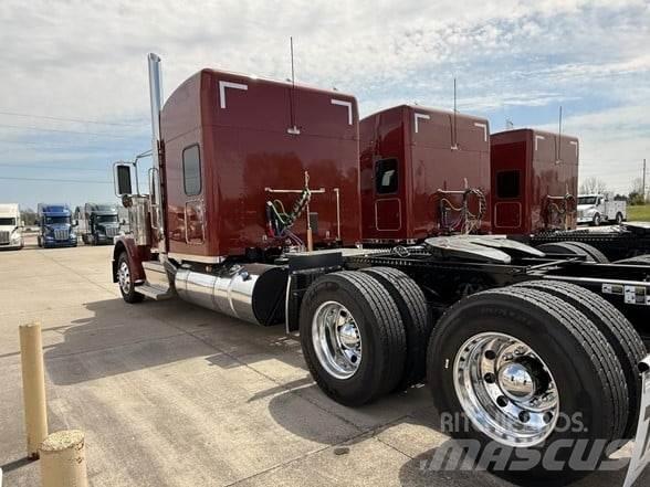 Peterbilt 589 Tegljači