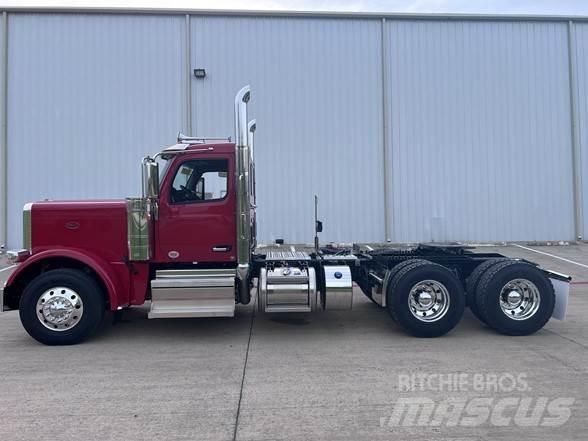 Peterbilt 589 Tegljači